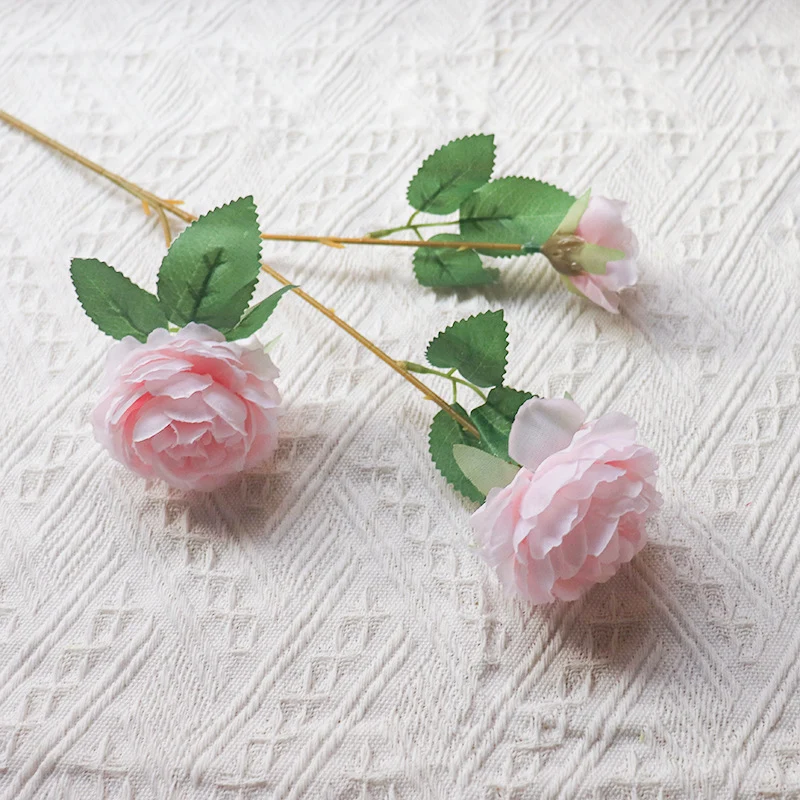 Elegante künstliche Rosenstängel
