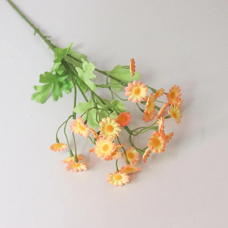 Dekorative Blumenstängel für die Inneneinrichtung