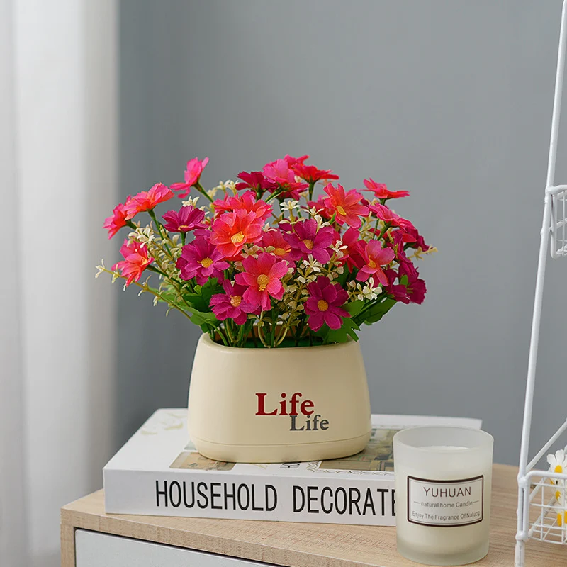 Dekorativer Blumenstrauß
