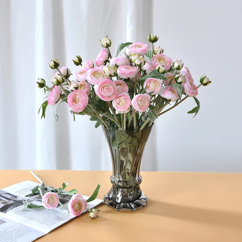 Dekorativer Blumenspross