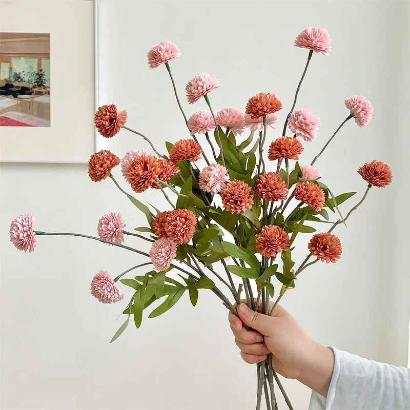 Dekorativer Blumenspross für die Wohnkultur-Darstellung