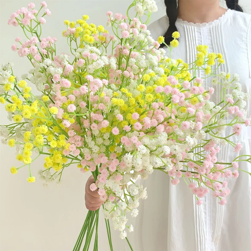 Dekorativer Floralstielstrauß für die Heimdekoration