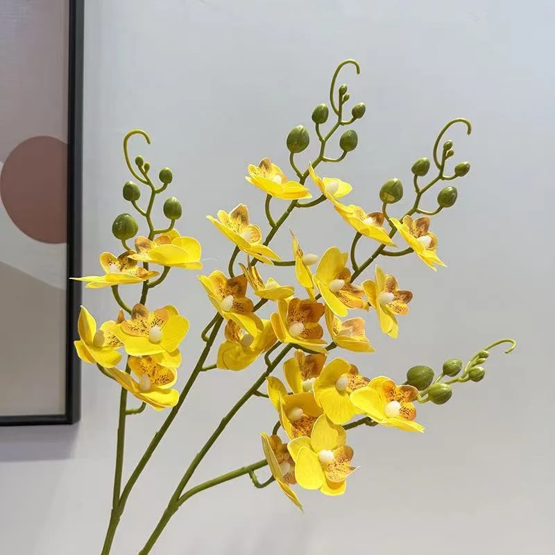 Realistische Orchideenblütenstängel