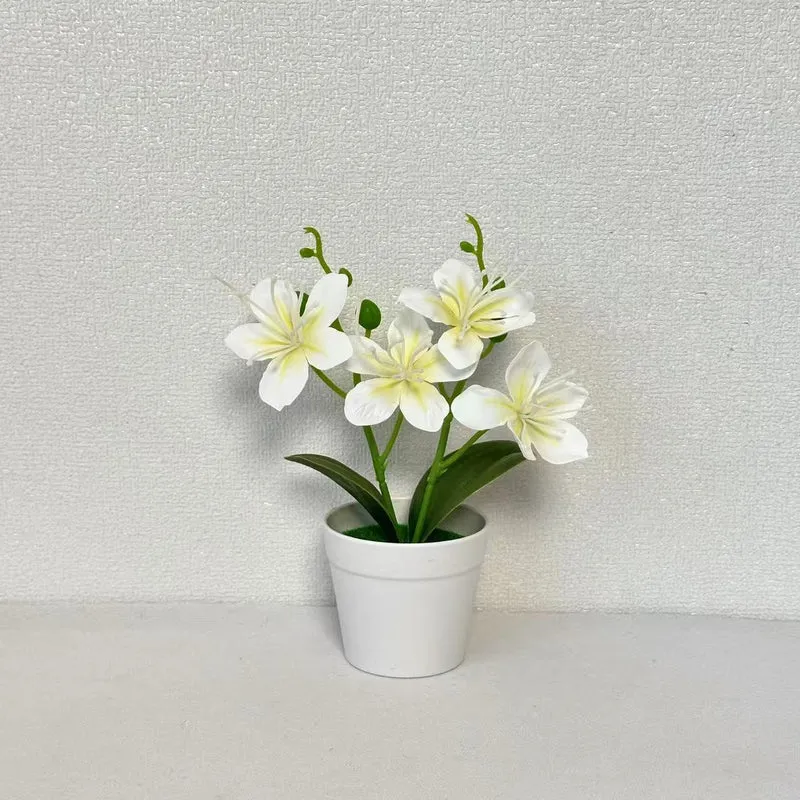 Lebensechte Kunstblumenarrangement für die Wohnkultur