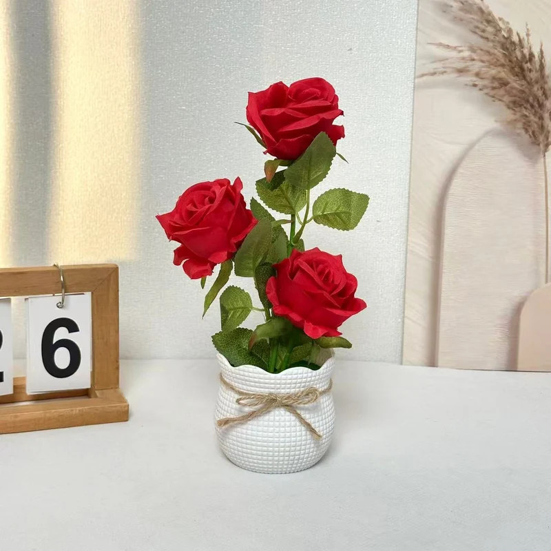 Elegante künstliche Rosenanordnung für die Wohnkultur