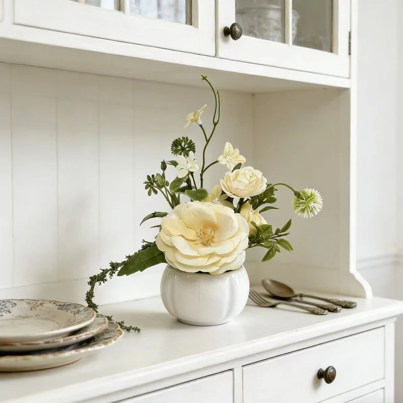 Elegante Künstliche Blumenarrangement für Innendekoration