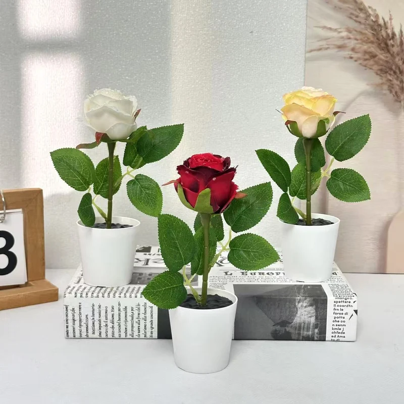 Dekorative Künstliche Rose für die Wohnkultur-Darstellung