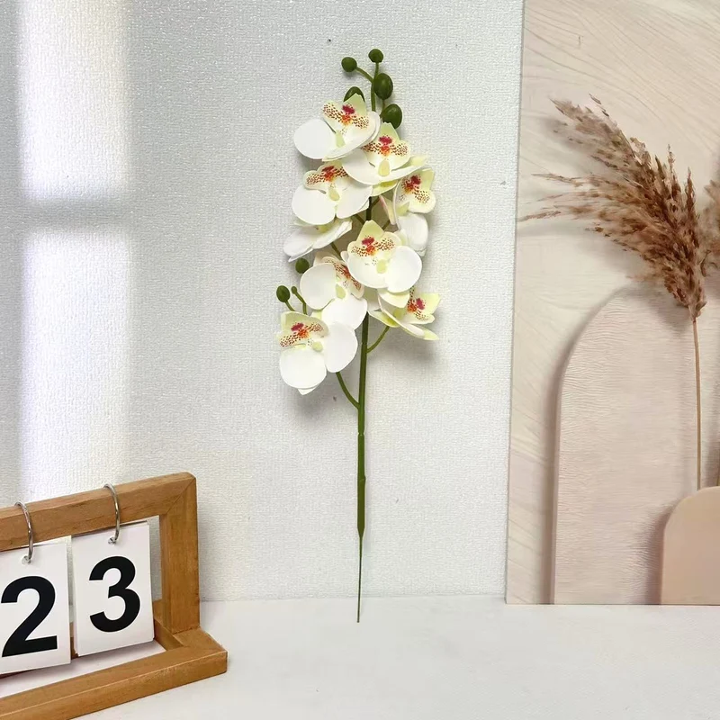 Künstlicher Orchideen-Tischaufsatz für die Wohnkultur-Darstellung