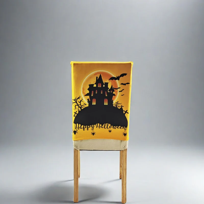 Stretch-Stuhlrückenbezug mit detailreichem Kürbis-Aquarellprint und Fledermausakzenten