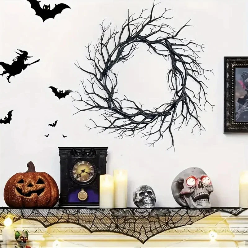 Halloween-Dekokranz aus künstlichen Zweigen mit natürlicher Astoptik