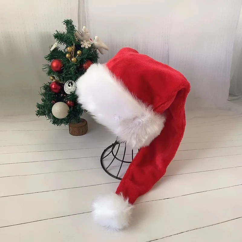 Weihnachtsmütze aus Plüsch mit luxuriösem Kunstfell