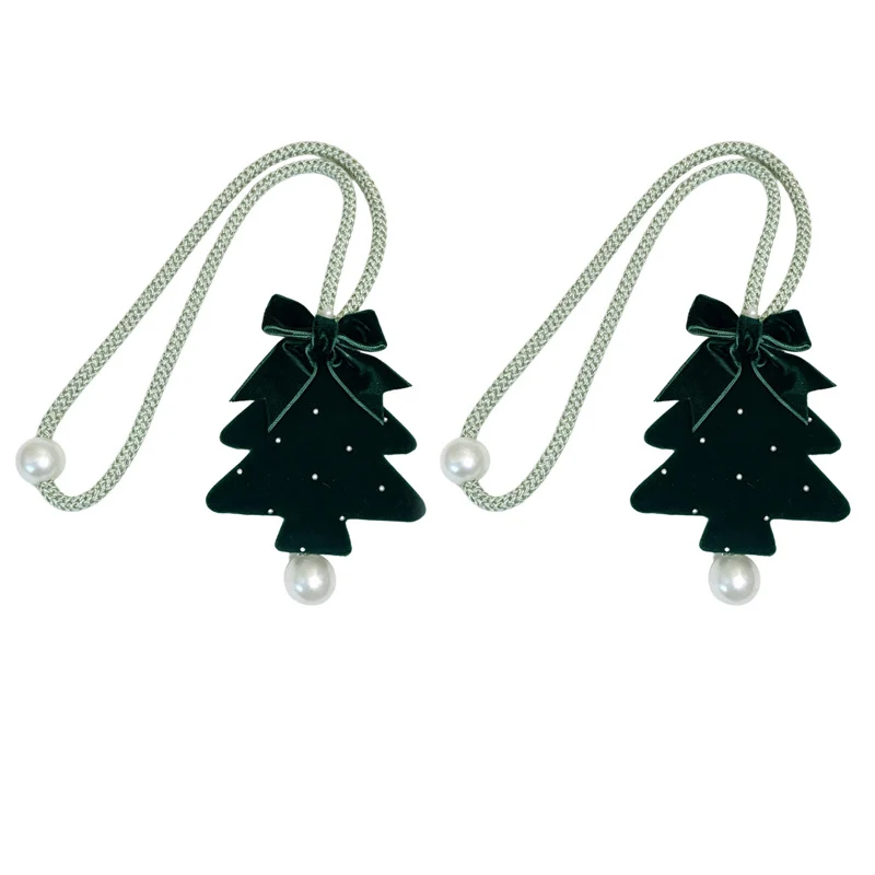 Schmuckanhänger in Tannenbaum-Design