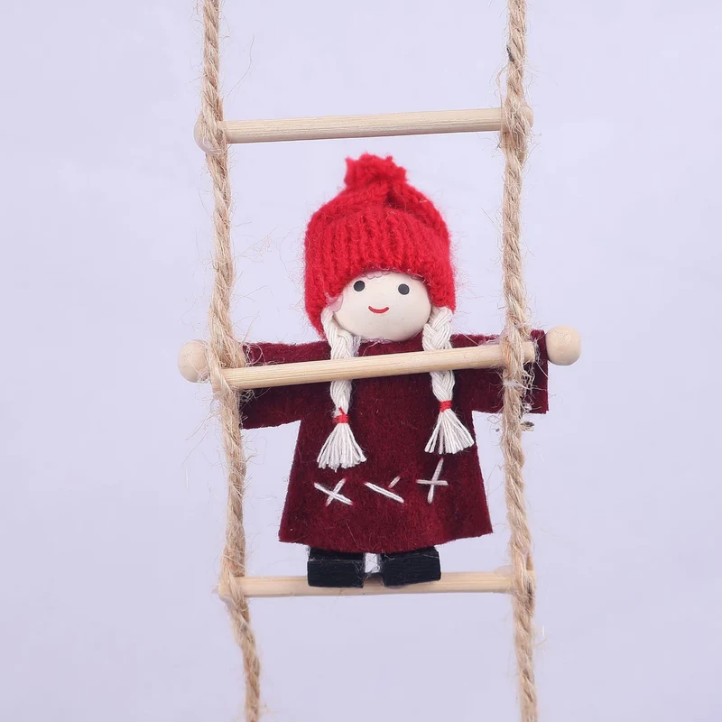 Dekorative Leiter mit Weihnachtsfiguren