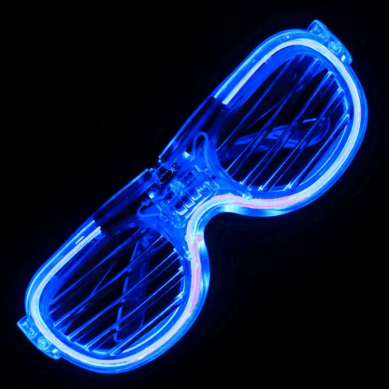 Leuchtende Herzbrille