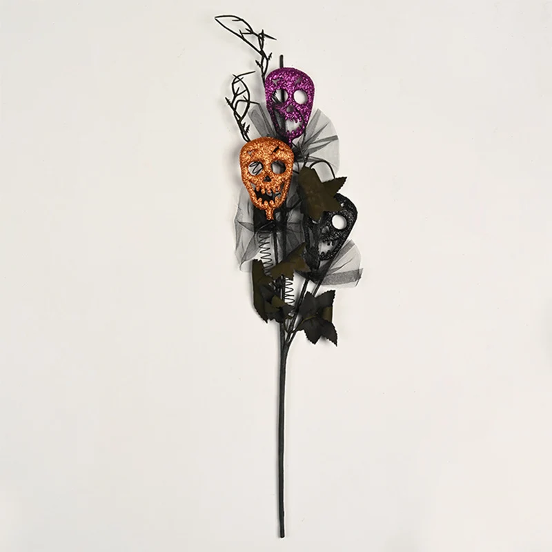 Gruselige Halloween Dekoration mit Augen und Glitzer