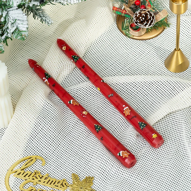 Dekorative Weihnachtskerzen