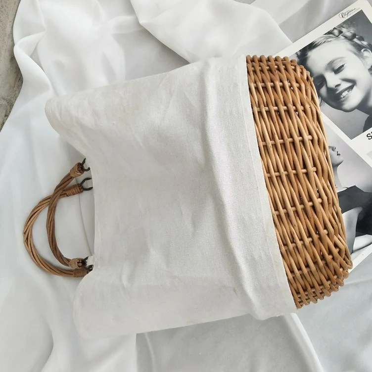 Stylische Geflochtene Korbtasche Karnz