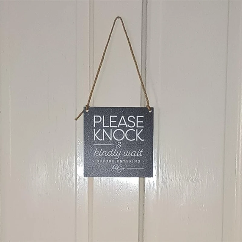 Zweiseitiges hängendes Türschild