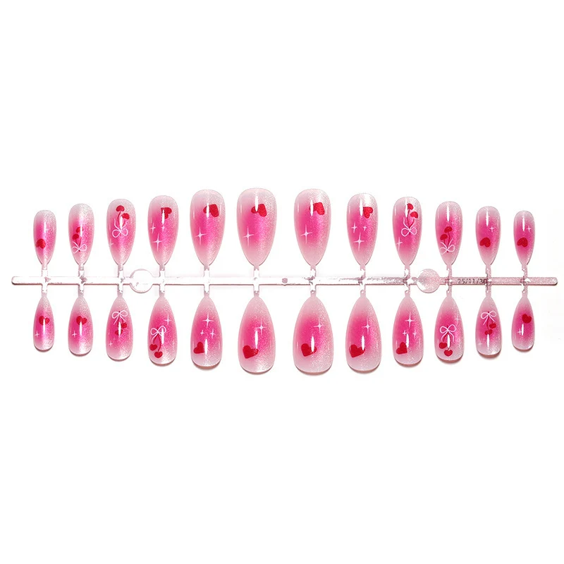Herz-Themen Gradient Press-On Nagelkunst