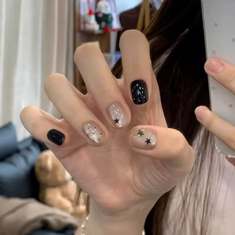 Trendige Sternen Nagelkunst Set