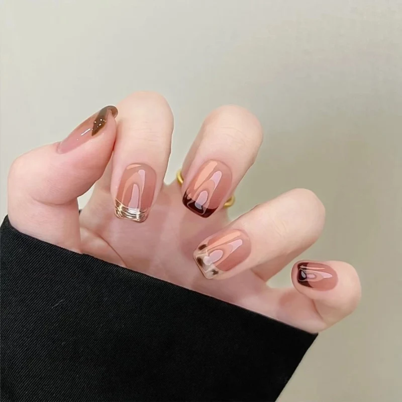 Premium Künstlerische Nagelverlängerungen mit Eleganten Tips