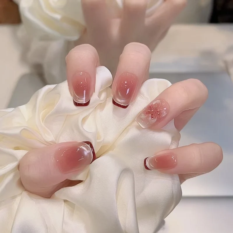 Elegante florale Acryl-Nagelkunstverlängerungen