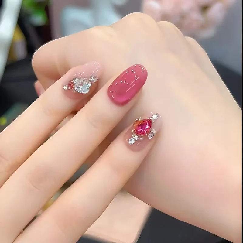 Dekorative Glam Nagelkunst Extensions