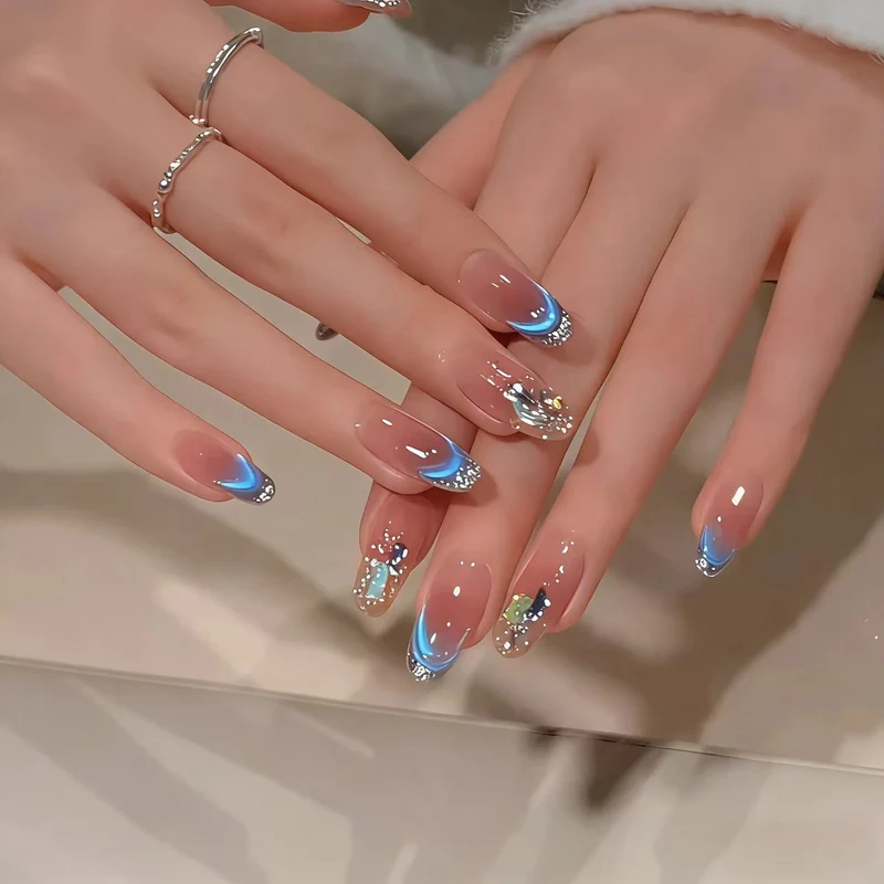 Künstlerische Gel-Nagelverlängerungen