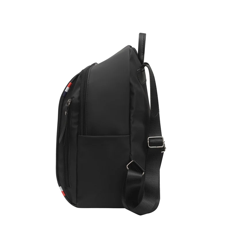 Zeitgenössischer Reise-Rucksack Karnz