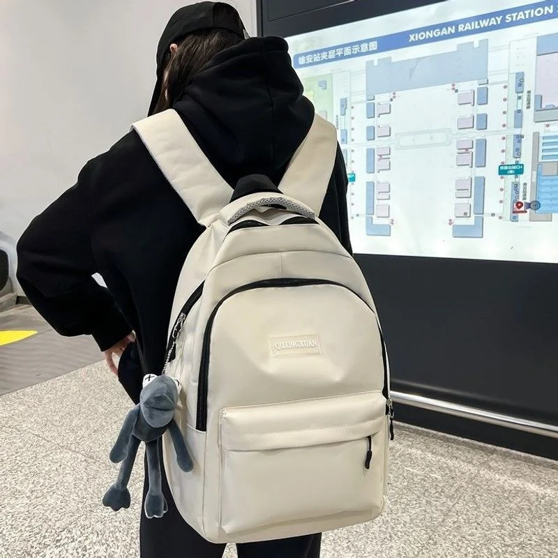 Minimalistische Freizeit-Rucksack Karnz