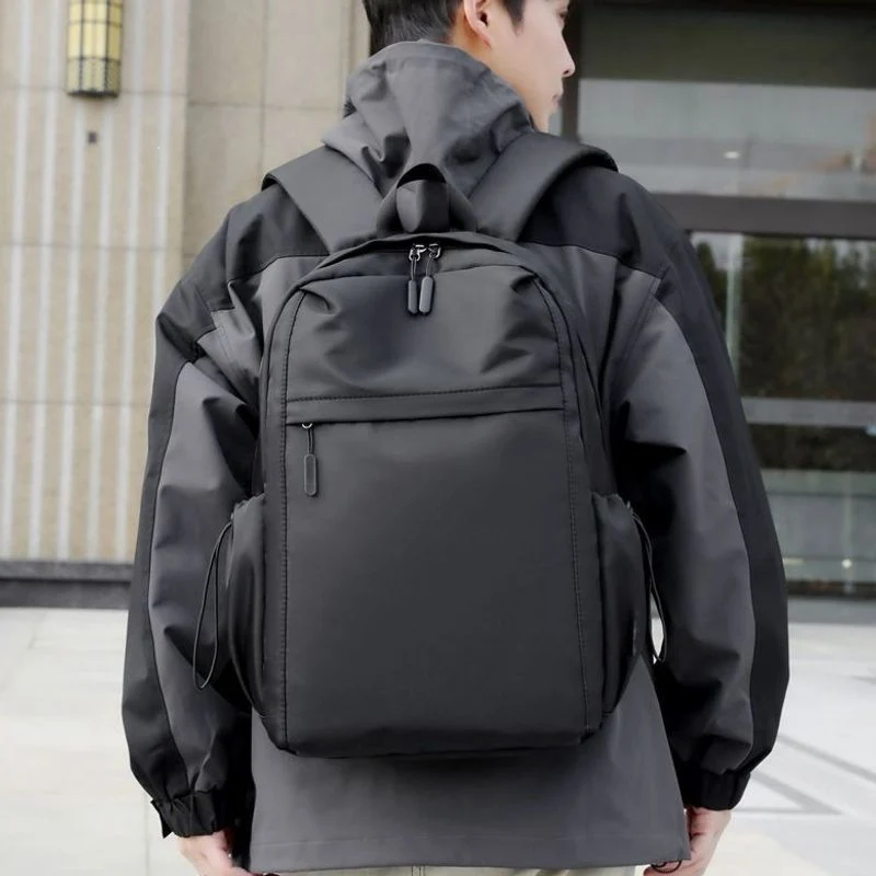 Leichter und langlebiger Urban Rucksack Karnz