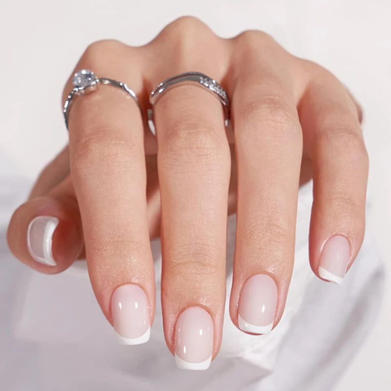 Stylische dekorative Nagelkunst