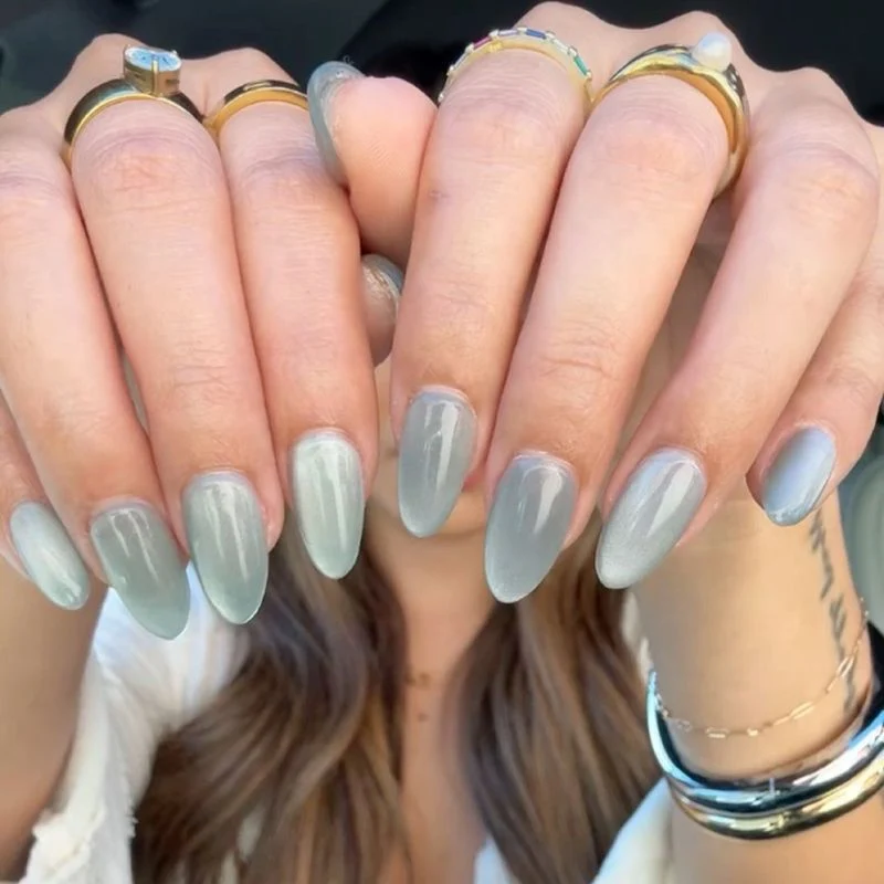 Stylische dekorative Nagelkunst