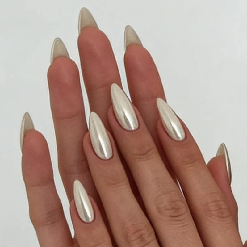 Stylische dekorative Nagelkunst
