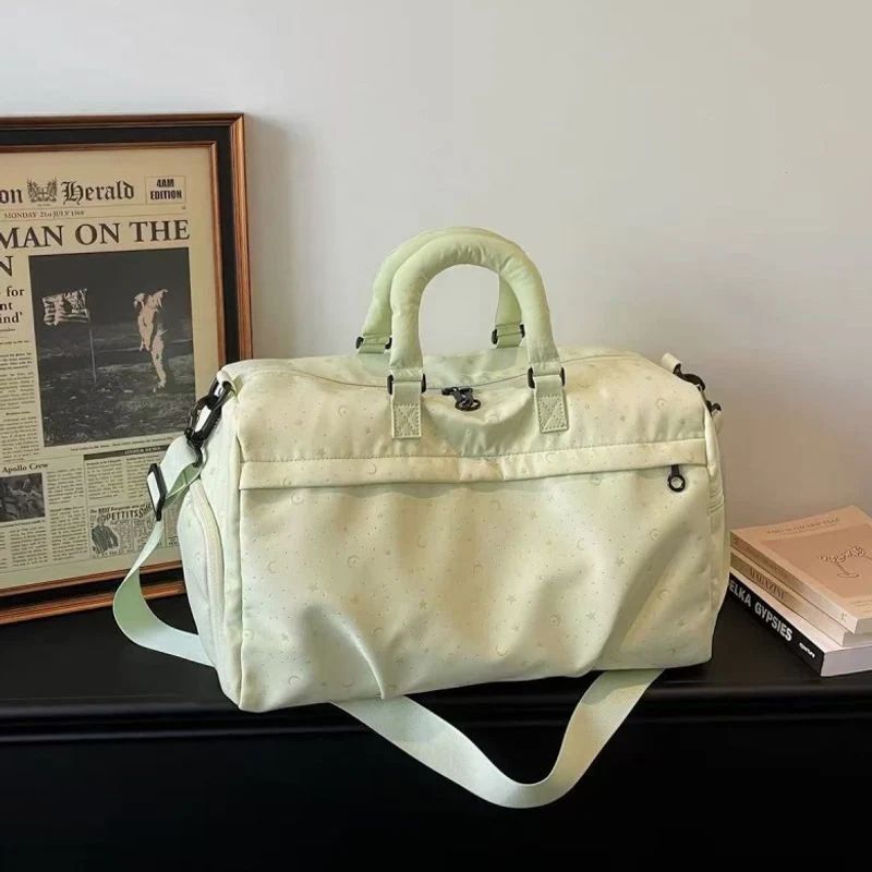 Vielseitige Reisetasche mit mehreren Fächern Karnz