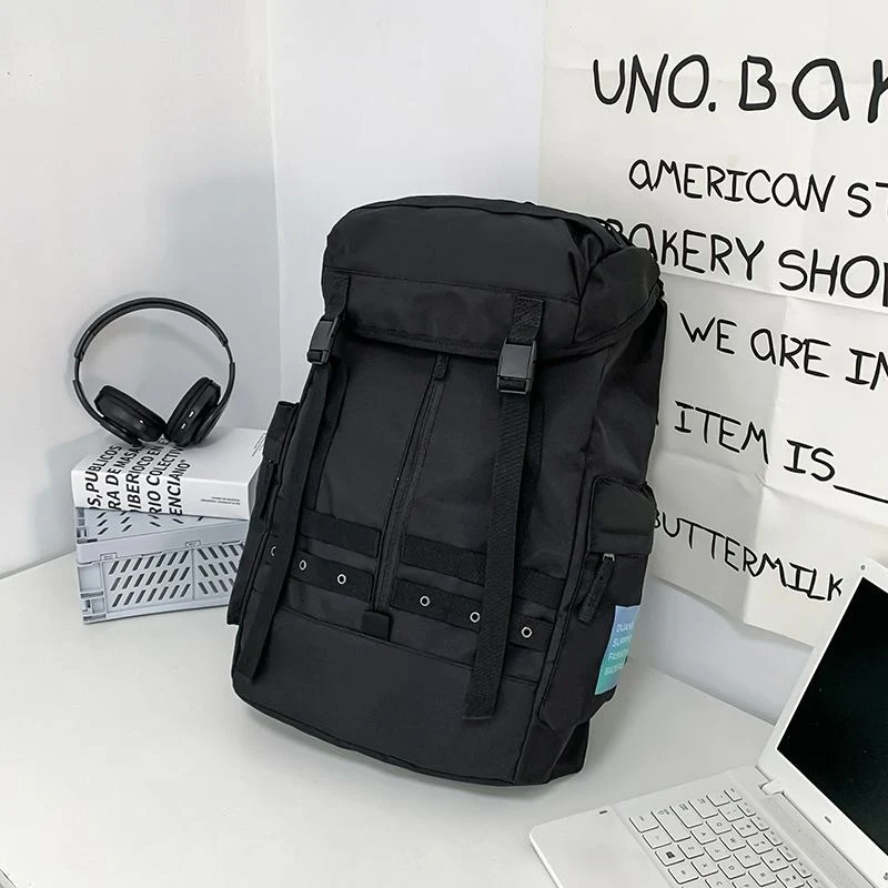 Vielseitiger Outdoor-Reiserucksack Karnz