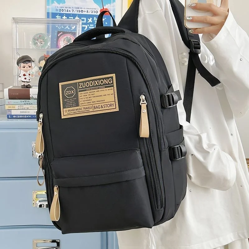 Vielseitiger Multi-Compartment Laptop-Rucksack mit ergonomischem Design Karnz