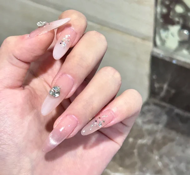 Floral Verzierter Press-On-Nagelset