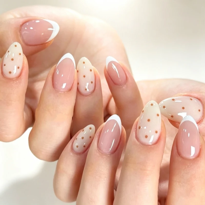 Festliche saisonale Nagelkunstverschönerungen