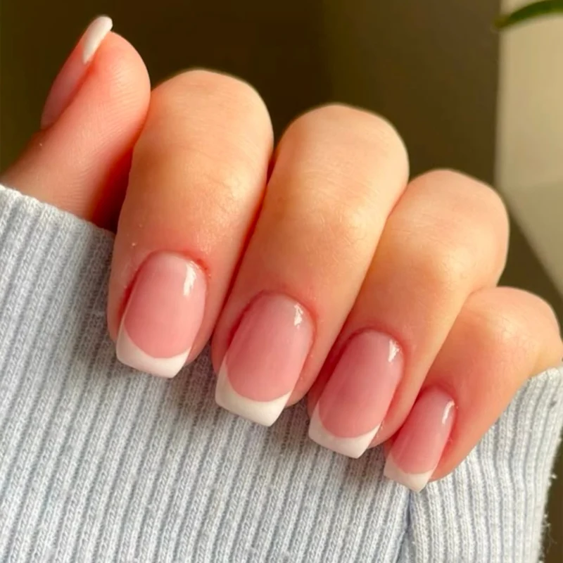 Festliche saisonale Nagelkunstverschönerungen