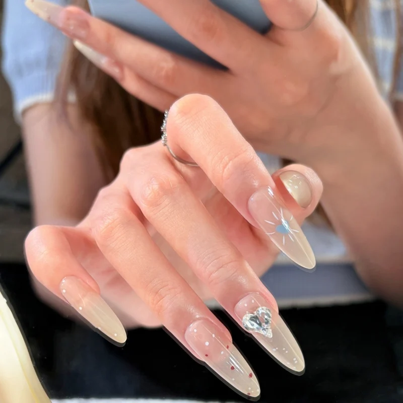 Elegante Stiletto-Nagelkunst-Verstärkungen