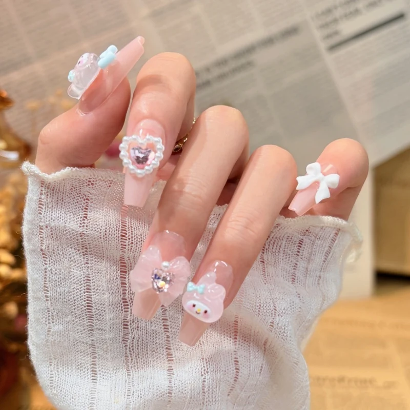 Elegante Stiletto-Nagelkunst-Verstärkungen
