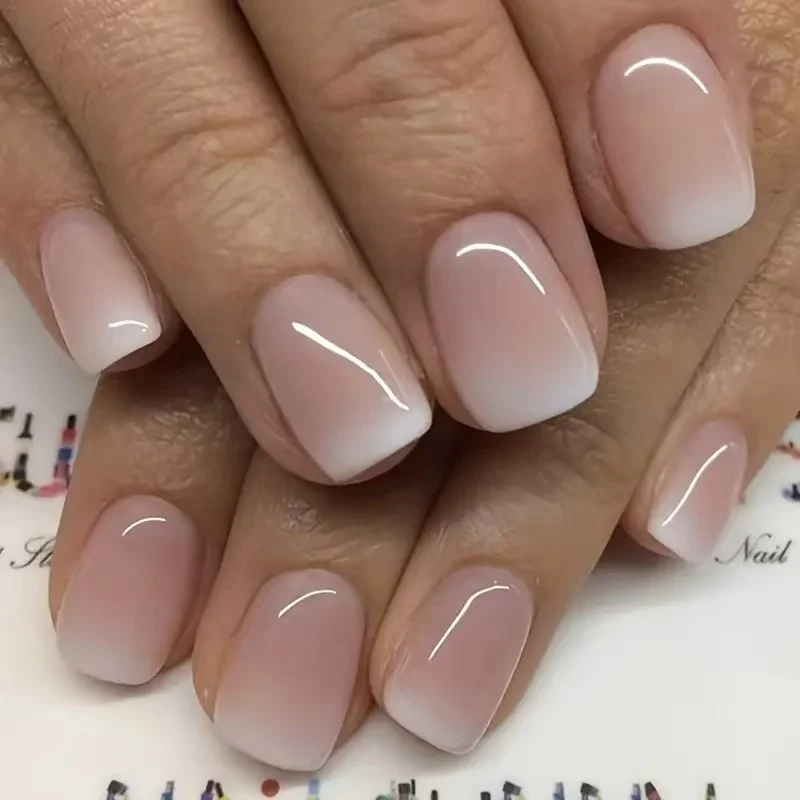 Elegante Ombre-Gel-Nagelverstärkungen