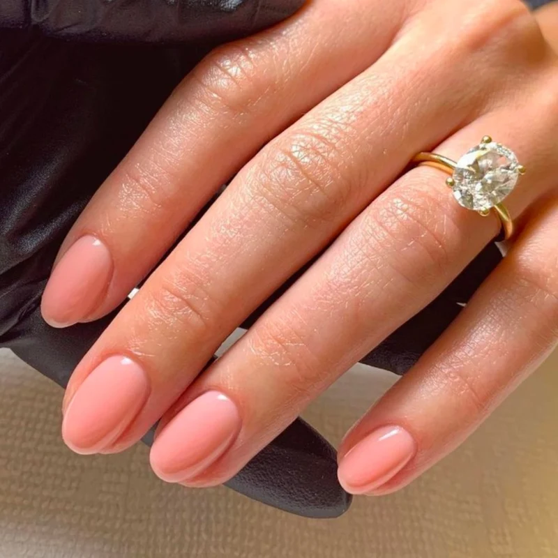 Elegante Gel-Nagelverstärkungen