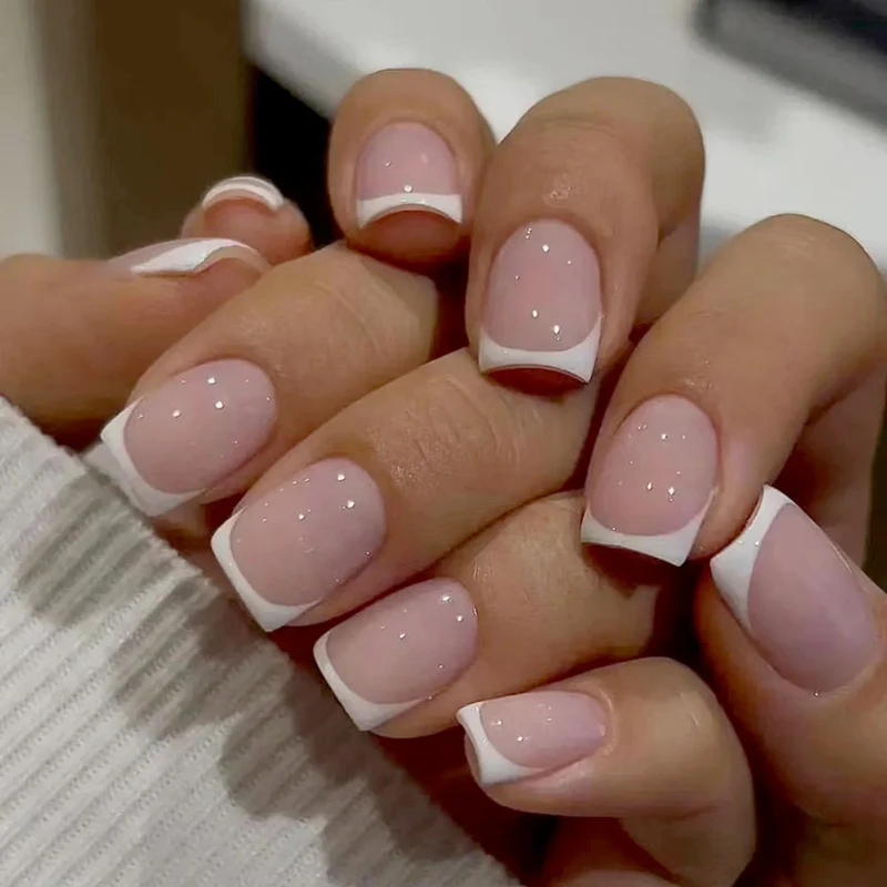 Elegante French Tip Press-On Nagelset