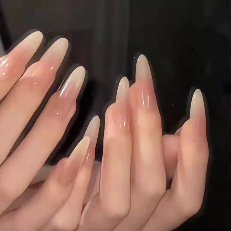 Elegante Französische Spitze Nagelkunst Verlängerungen