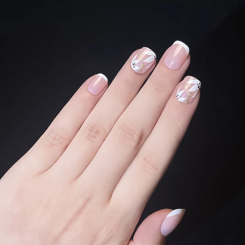 Elegante französische Tip dekorative Nagelkunst