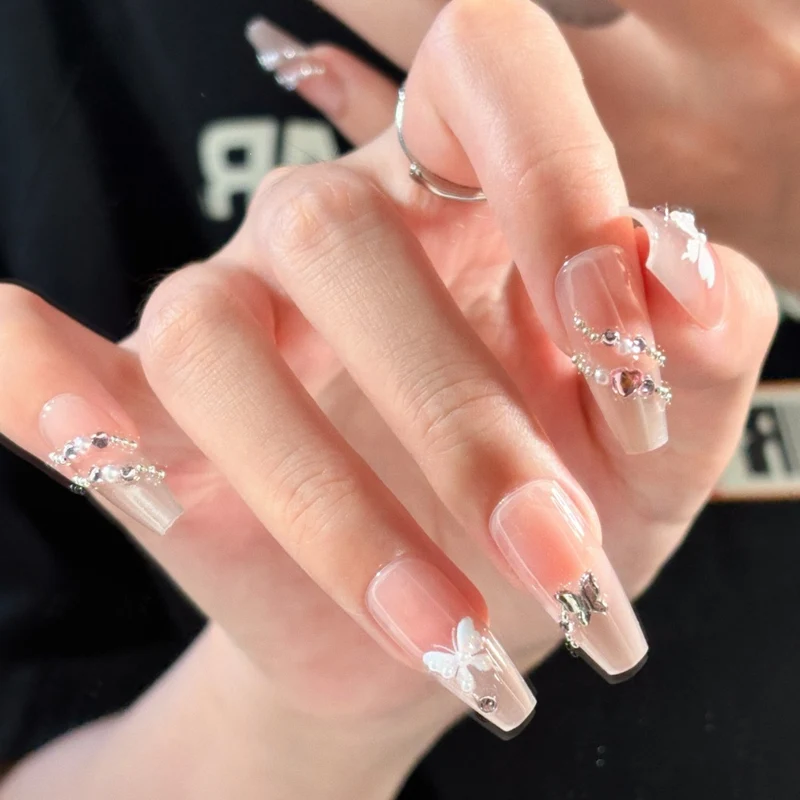 Elegante Künstlerische Stiletto Nagelverzierungen