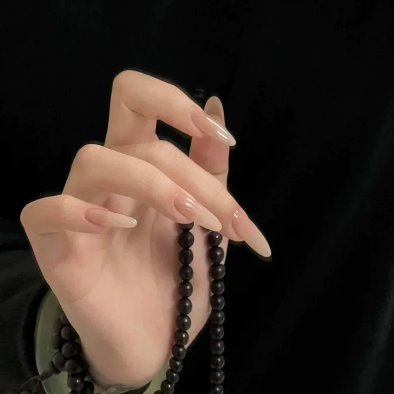 Dekorative Stiletto Press-On Nägel
