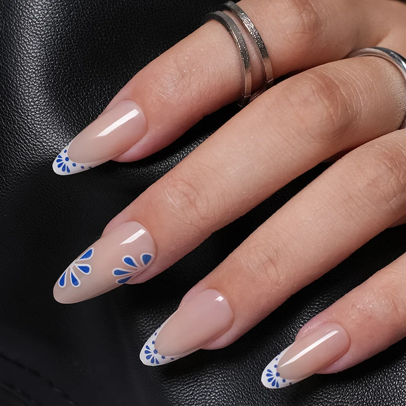 Dekorative Nagelkunst Verbesserungen